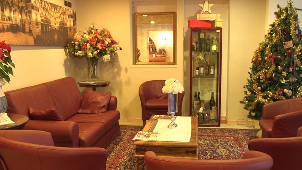Hotel Ristorante La Grotta Castiglione Delle Stiviere Luaran gambar